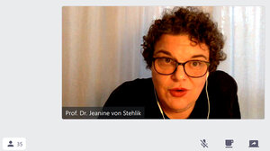 Prof. Dr. Jeanine von Stehlik im virtuellen Meeting