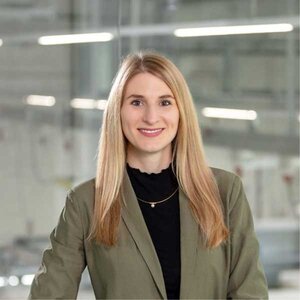 Portraitbild Katrin Wolf