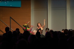 Dynamische Darbietung auf einer festlichen Veranstaltung